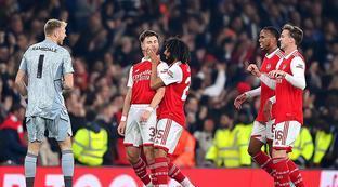 体阵容的深 体阵容的深